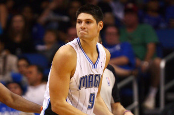 不足以与德 不足以与德